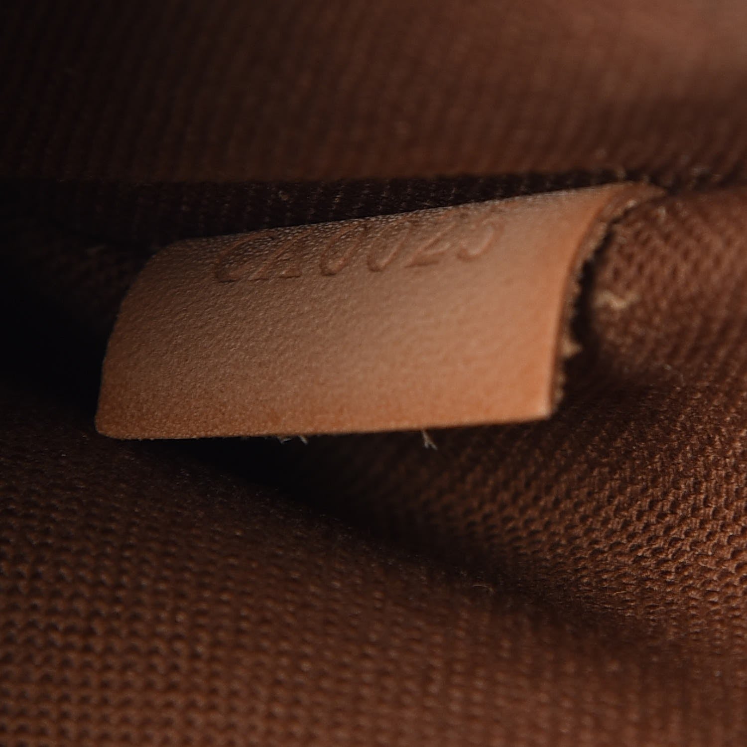 Louis Vuitton Monogram Pochette Gange 7 of 7
