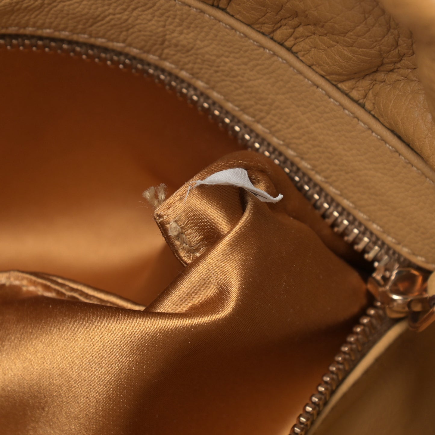 Vitello Daino Shoulder Bag Miele