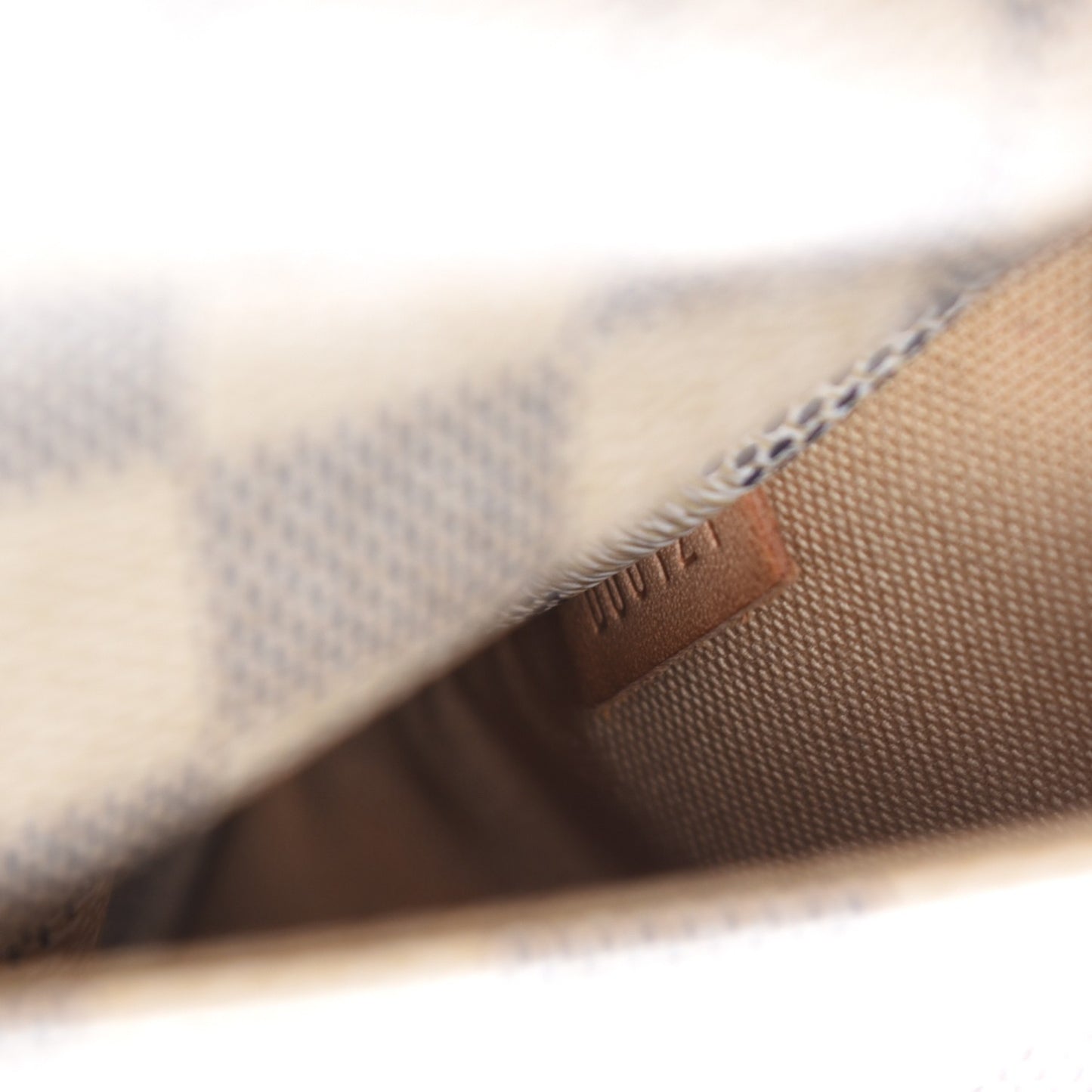 Damier Azur Totally GM