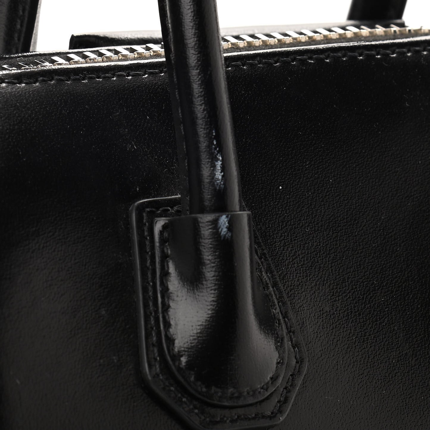 Shiny Lord Calfskin Mini Antigona Black