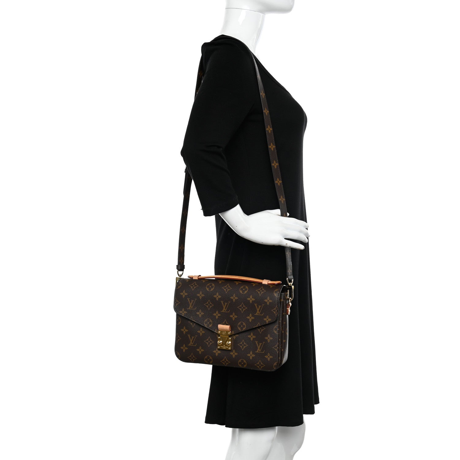 Louis Vuitton Monogram Pochette Metis 2 of 11