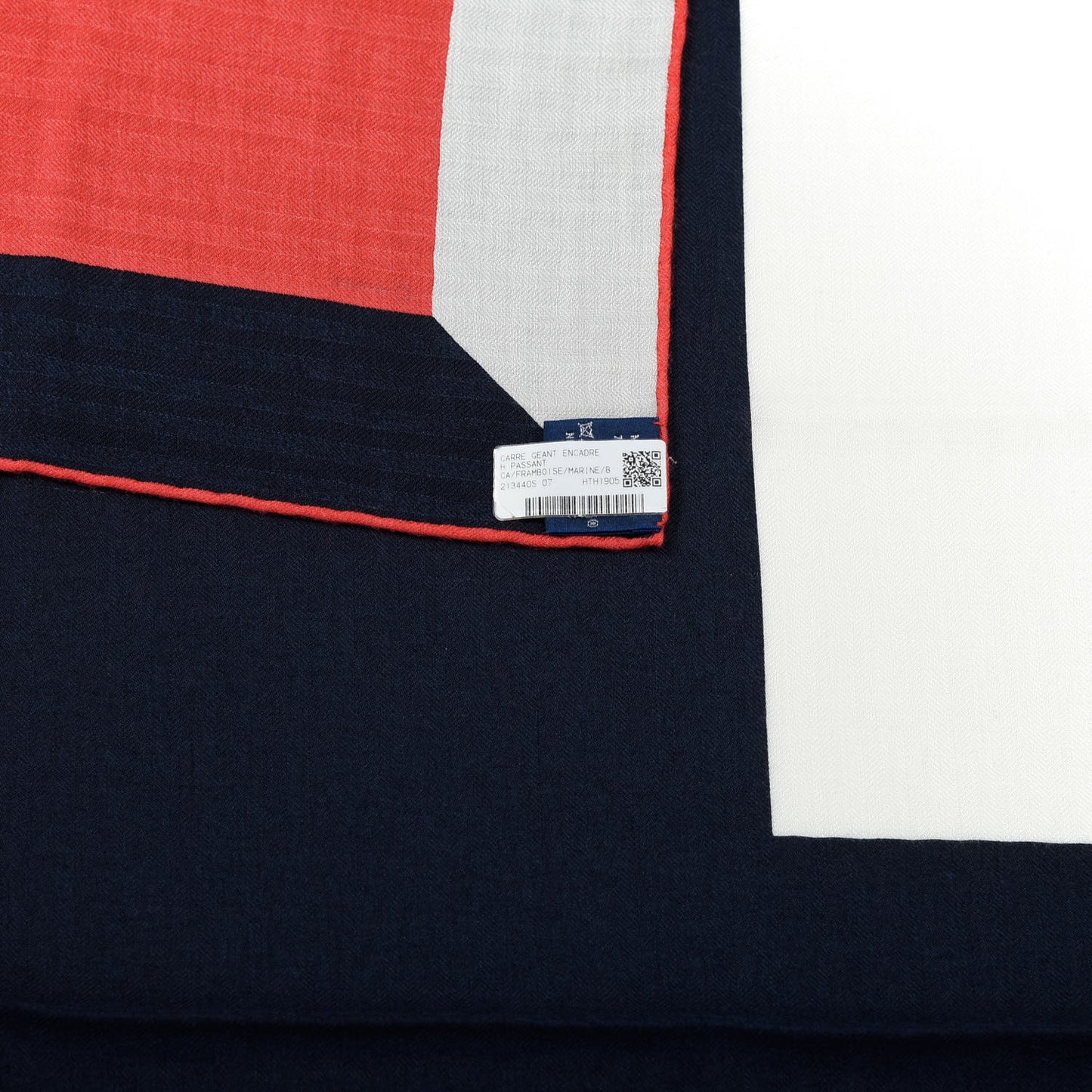 Cashmere Silk Encadre H Passant Giant Scarf 140 Framboise Marine White