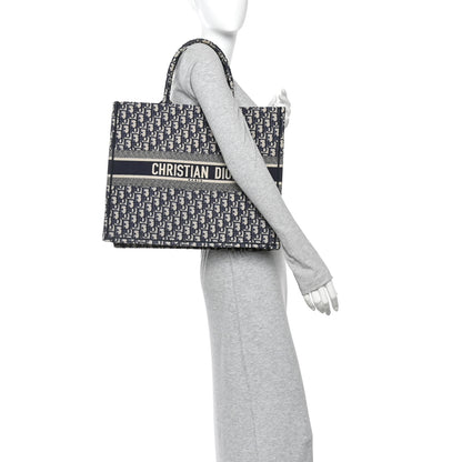 Christian Dior Oblique Large Book Tote Blue Multicolor 2 of 16