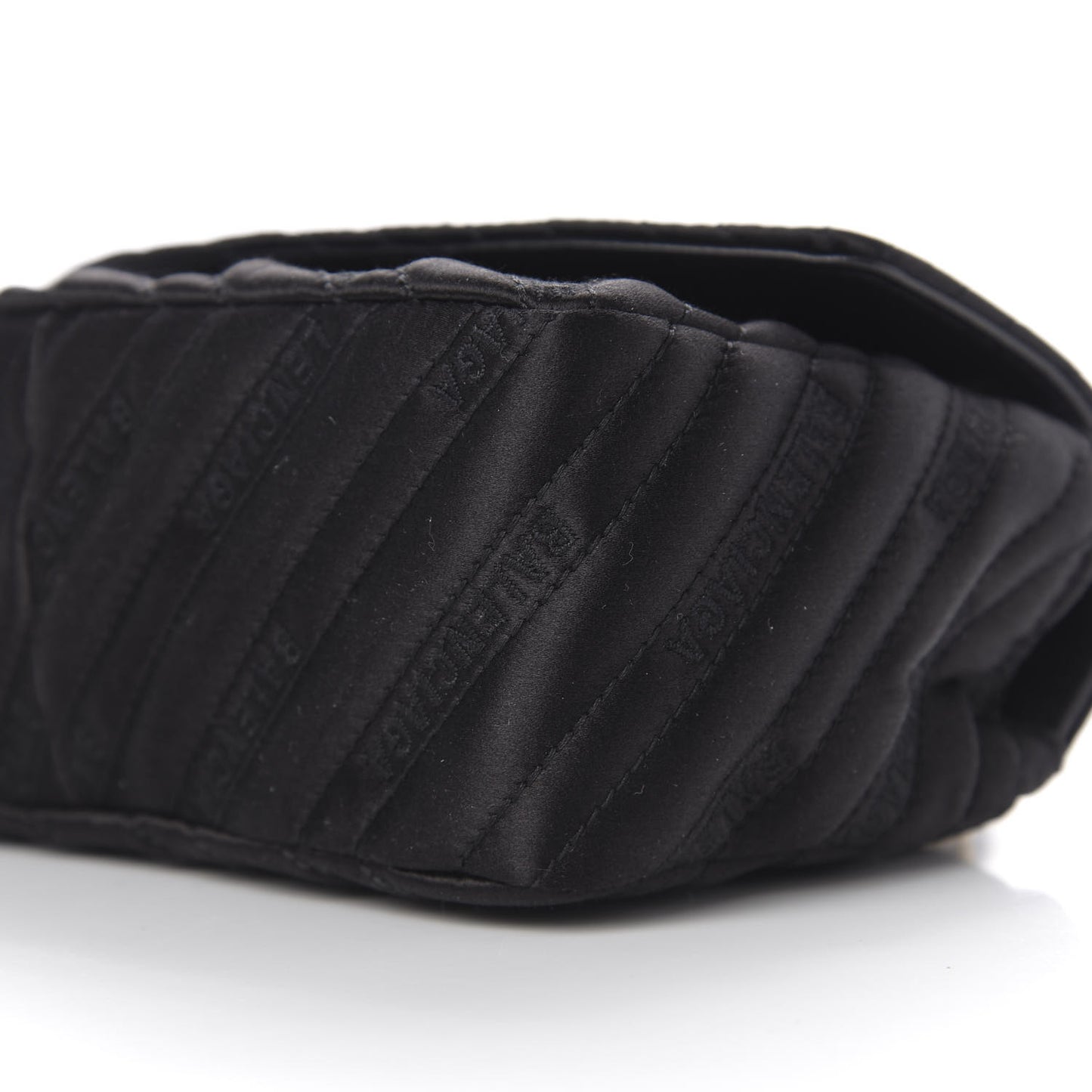 Satin Jacquard Logo Matelasse S BB Round Shoulder Bag Black