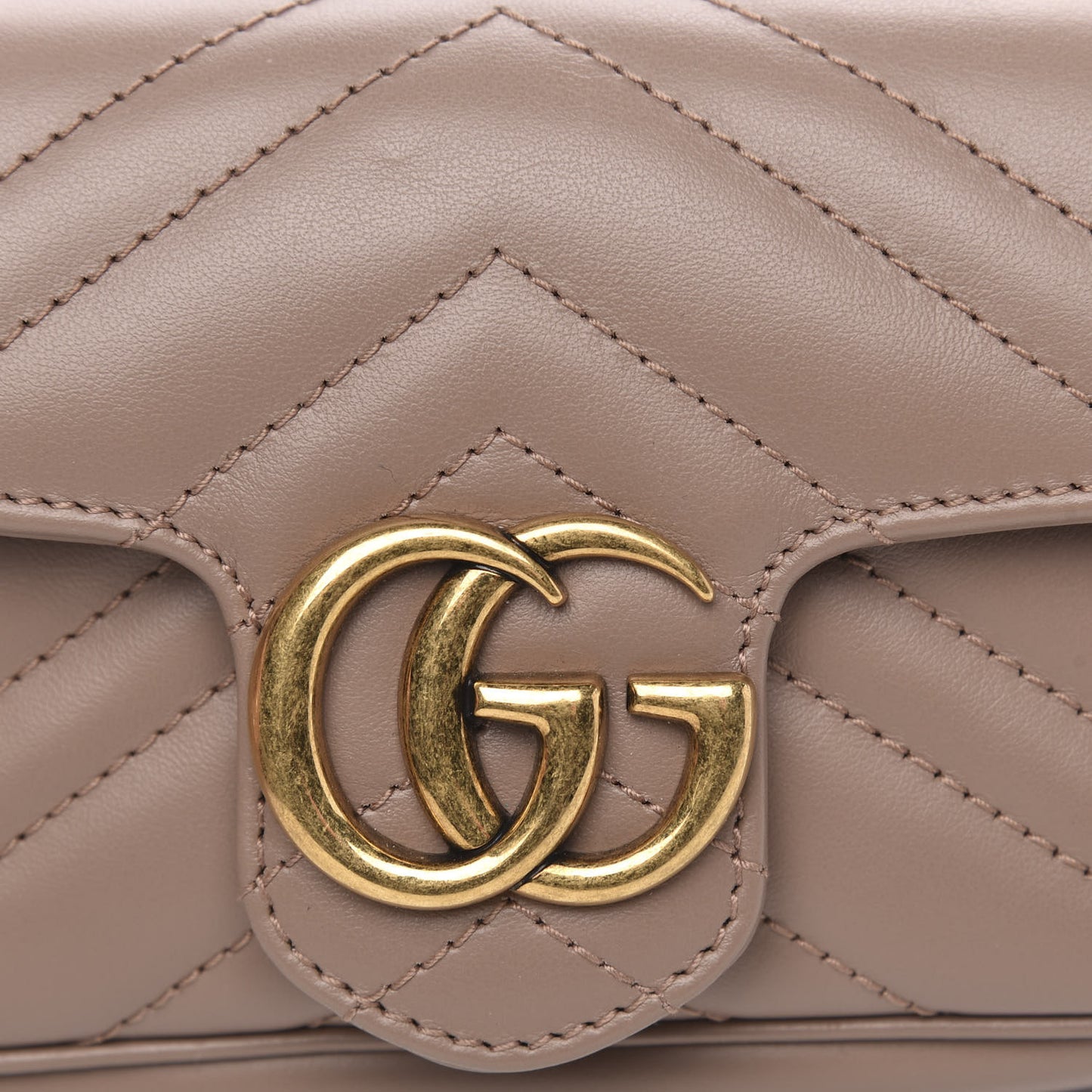 Calfskin Matelasse Super Mini GG Marmont Shoulder Bag Porcelain Rose