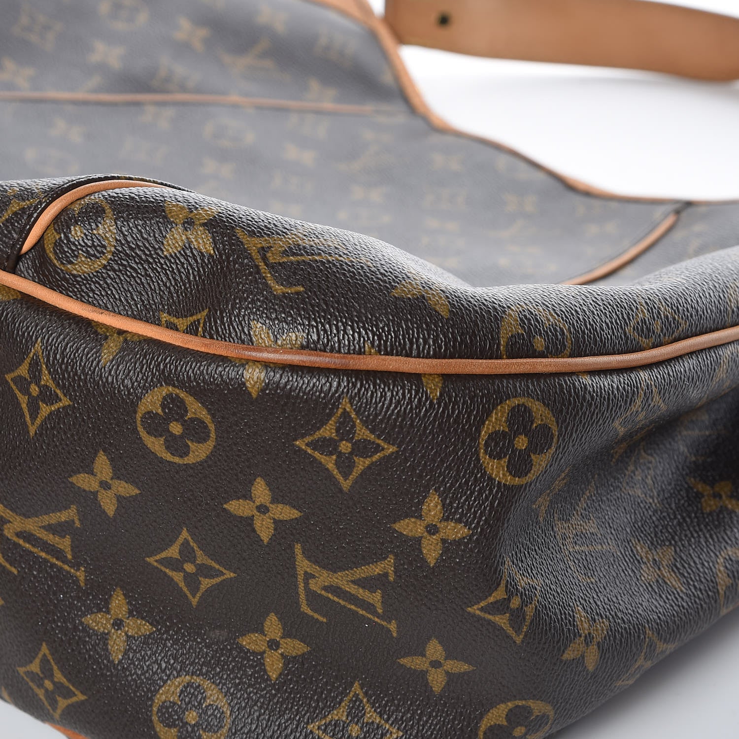 Louis Vuitton Monogram Galliera GM 16 of 19