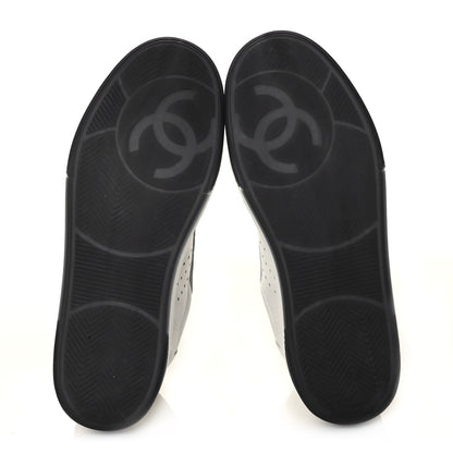Chanel Grained Calfskin Fabric Womens Logo Sneakers 39 White Black 6 of 9