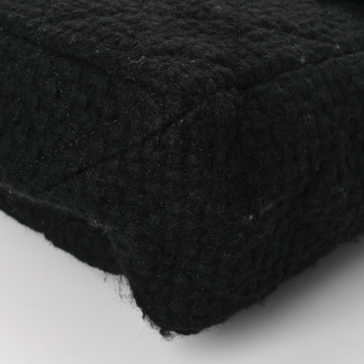 Tweed XXL Reissue Flap Black