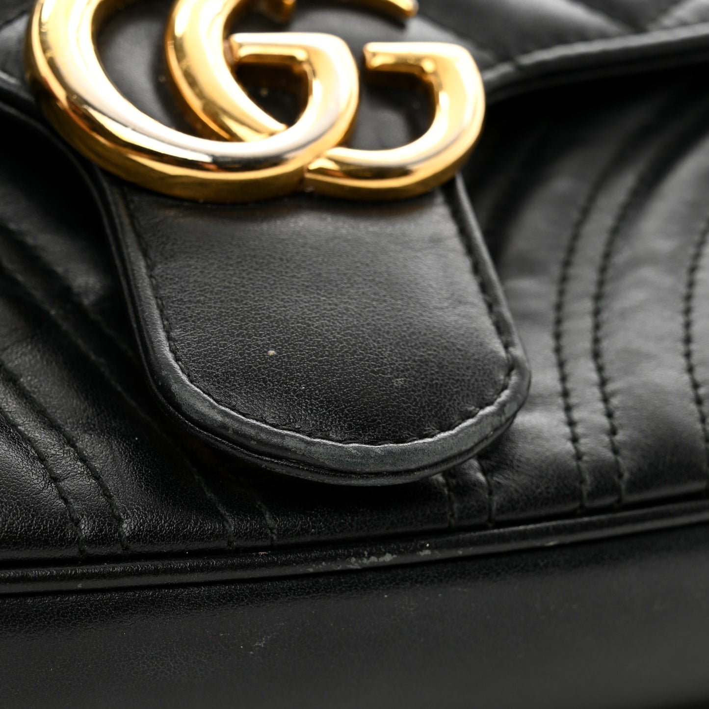 Calfskin Matelasse Small GG Marmont Shoulder Bag Black