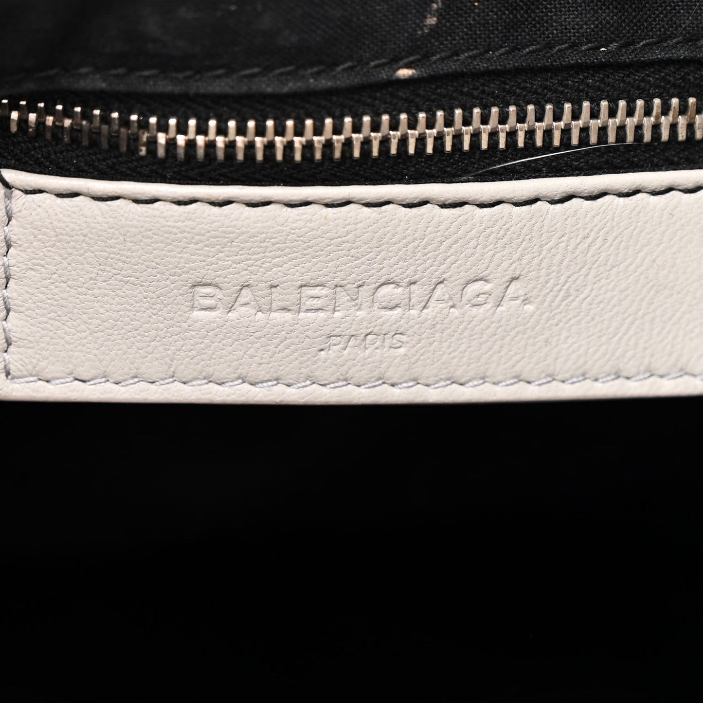 Chevre Silver Metallic Edge Hardware Velo Gris Perle