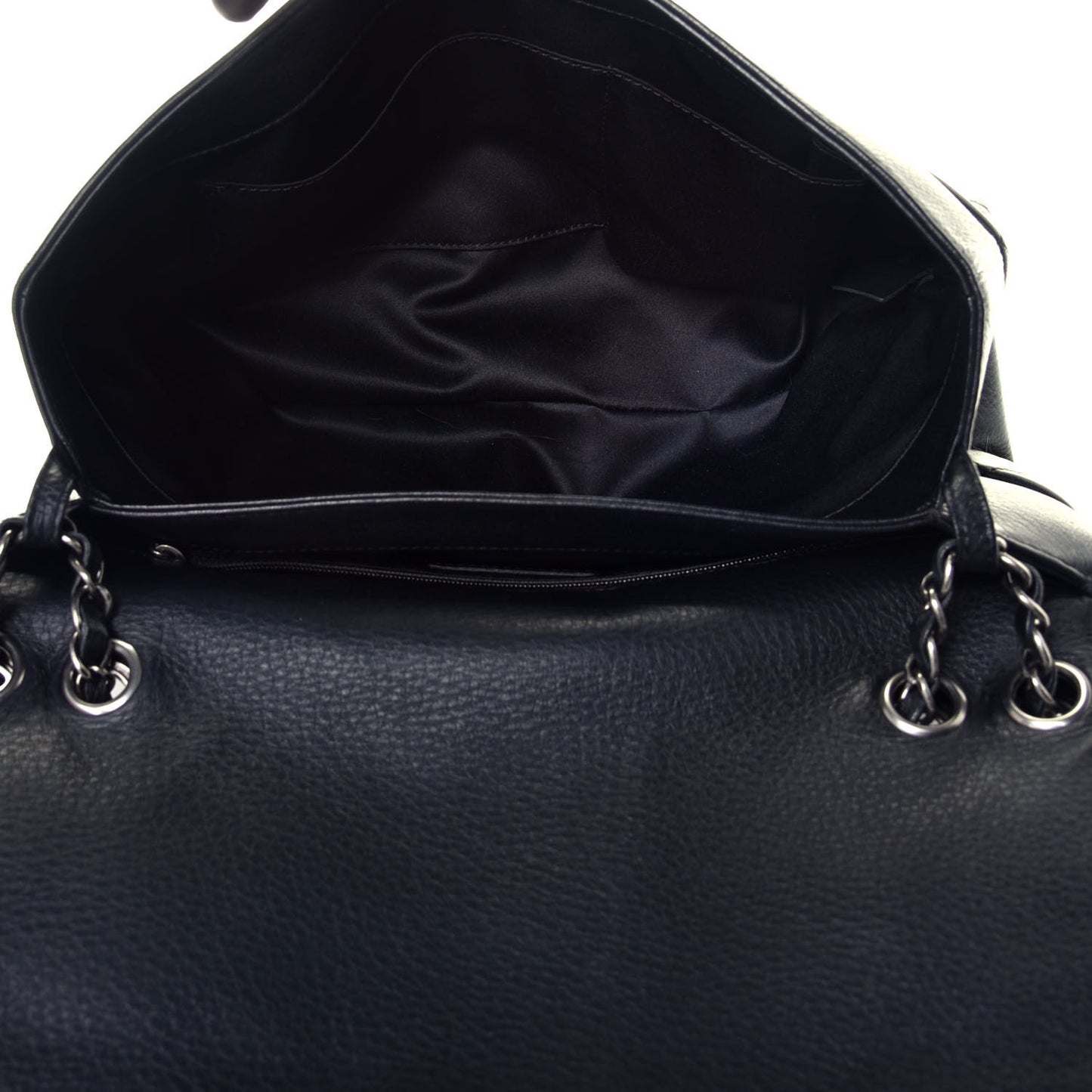 Distressed Calfskin Hamptons Flap Black