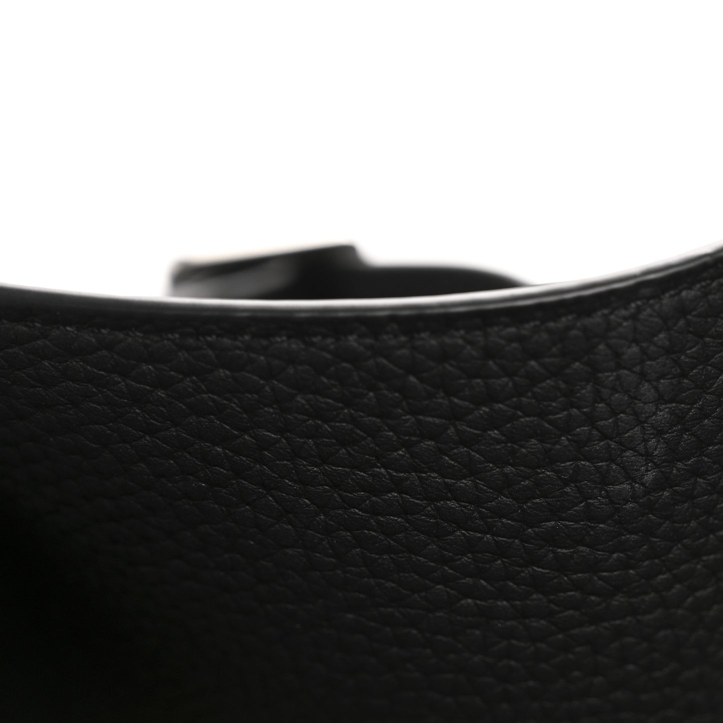 Matte Grained Calfskin Soft Margaux 15 Black
