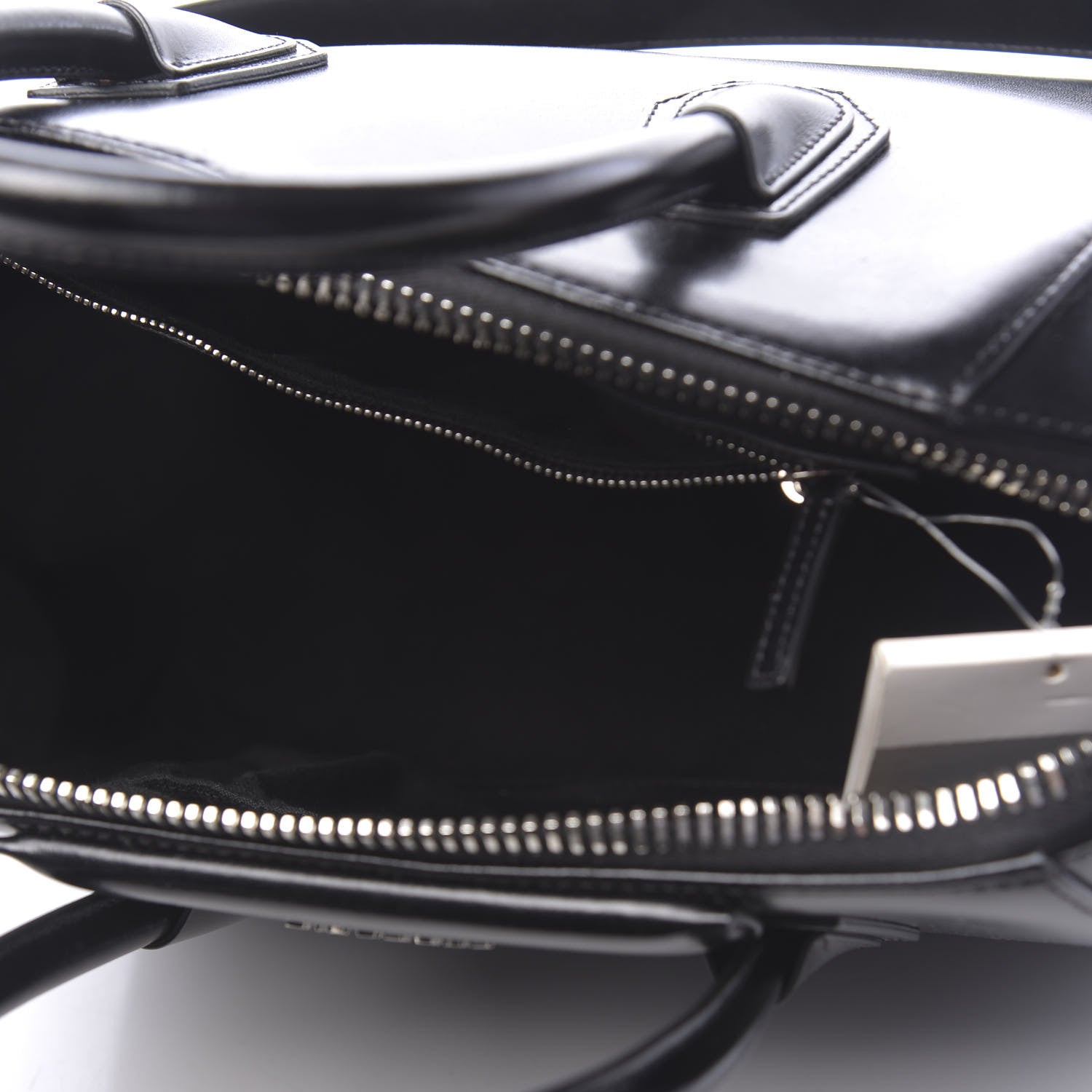 Givenchy Shiny Lord Calfskin Medium Antigona Black 5 of 22