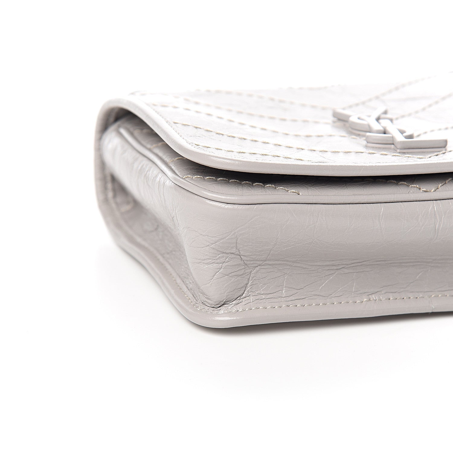 Saint Laurent Crinkled Calfskin Matelasse Monogram Niki Chain Wallet Light Grey 7 of 9
