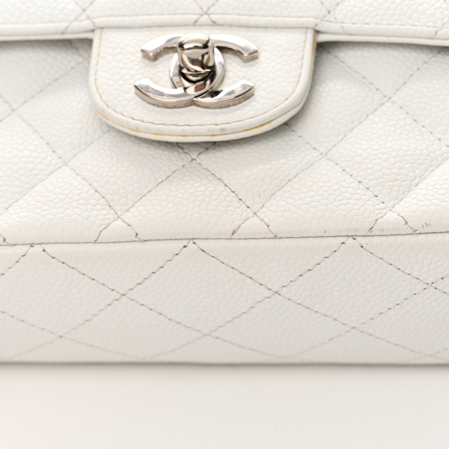 Caviar Quilted Medium Double Flap Bijoux Chain White