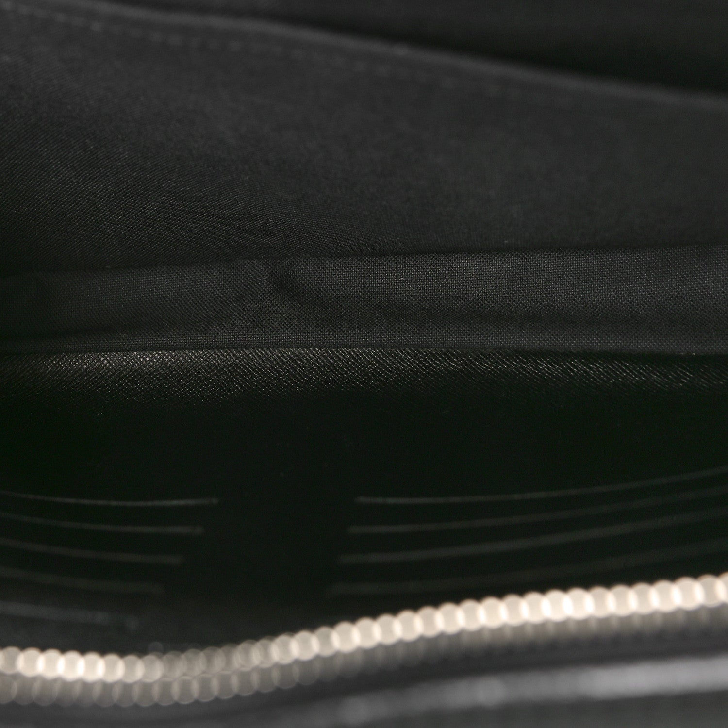 Louis Vuitton Taiga Neo Pavel Black 6 of 10