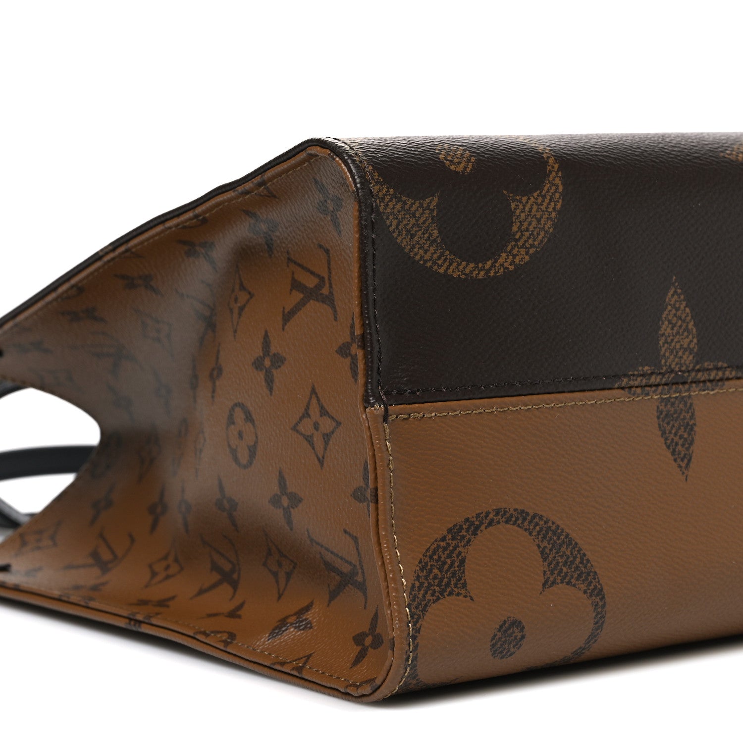 Louis Vuitton Reverse Monogram Giant Onthego MM 8 of 9