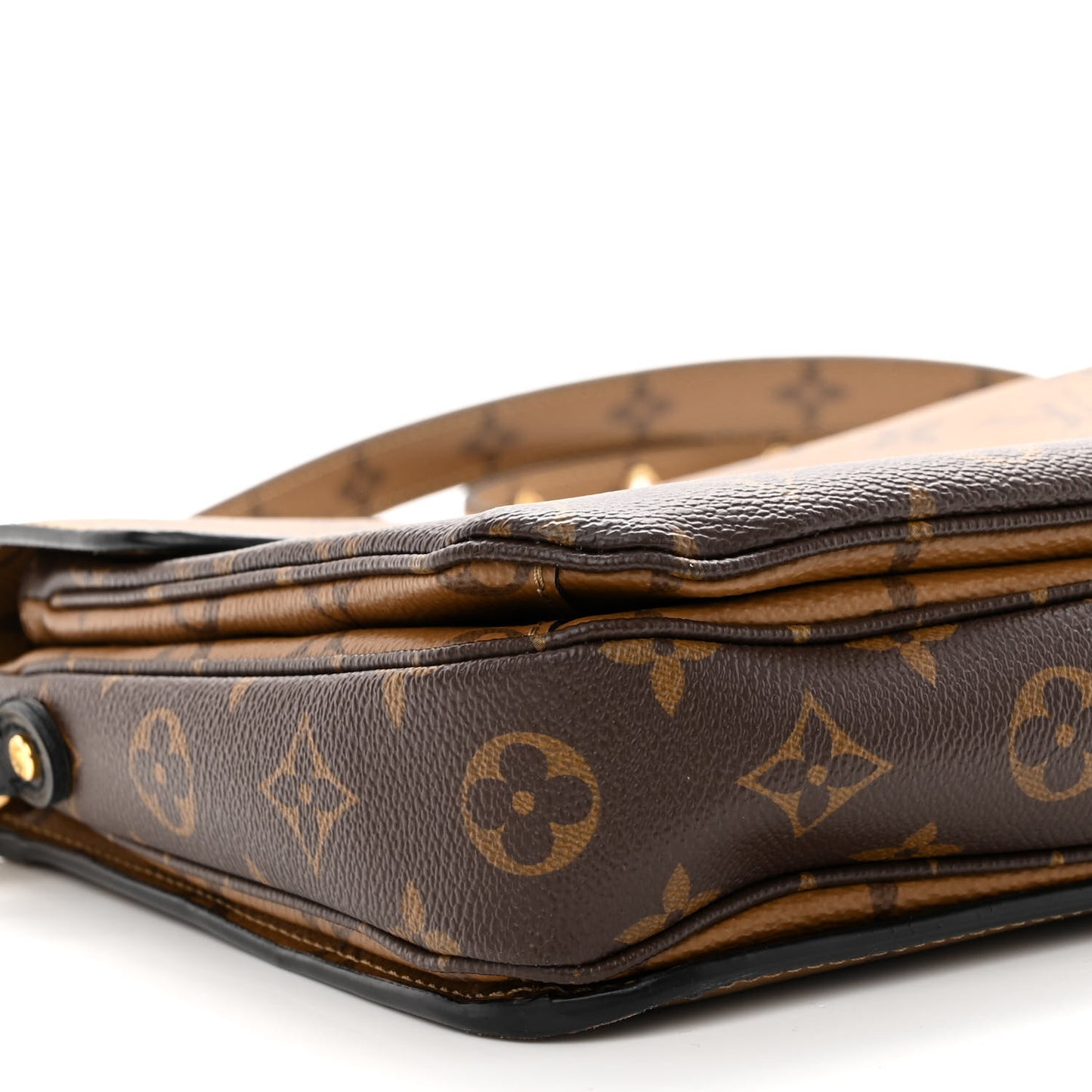 Reverse Monogram Pochette Metis