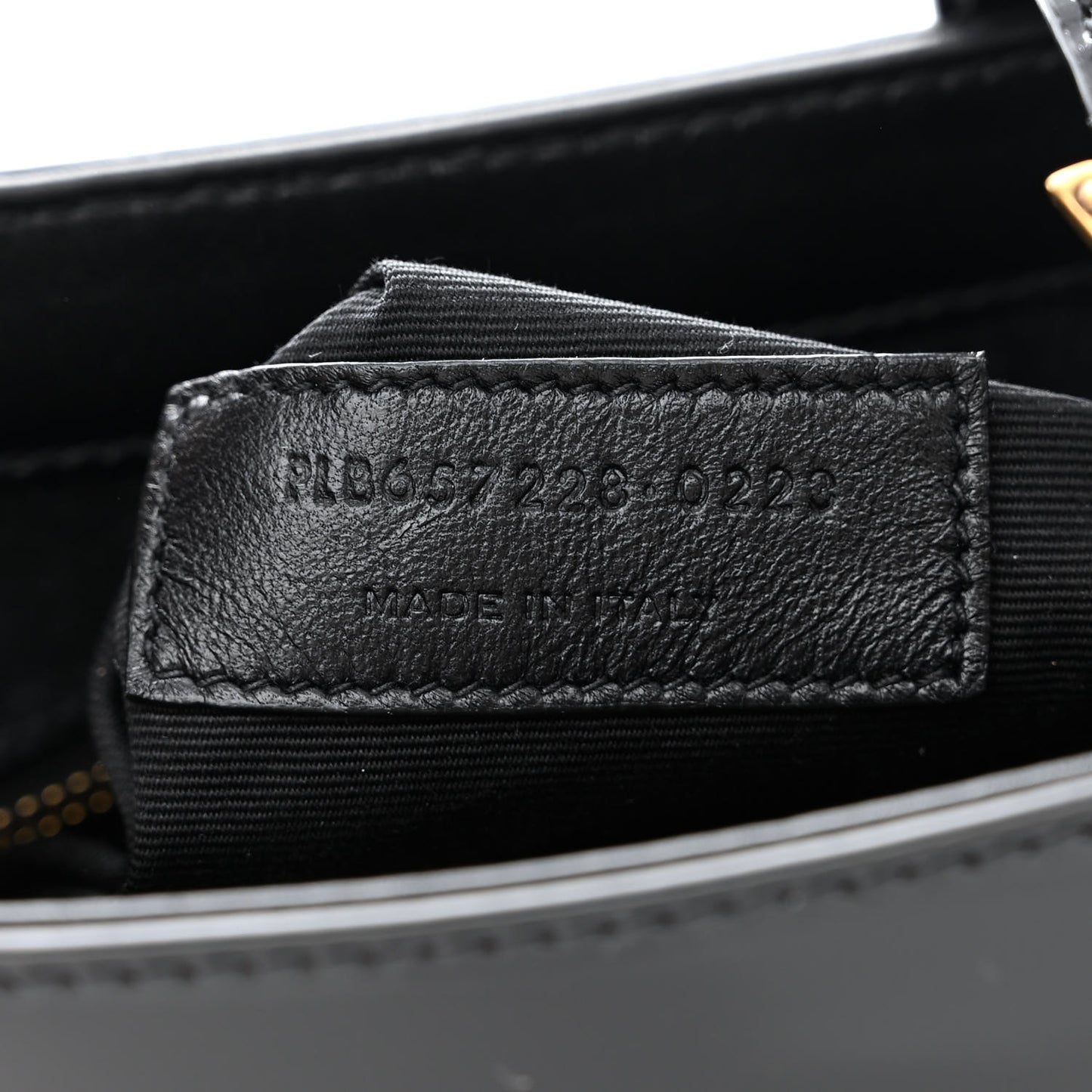 Patent Le 5 A 7 Hobo Black