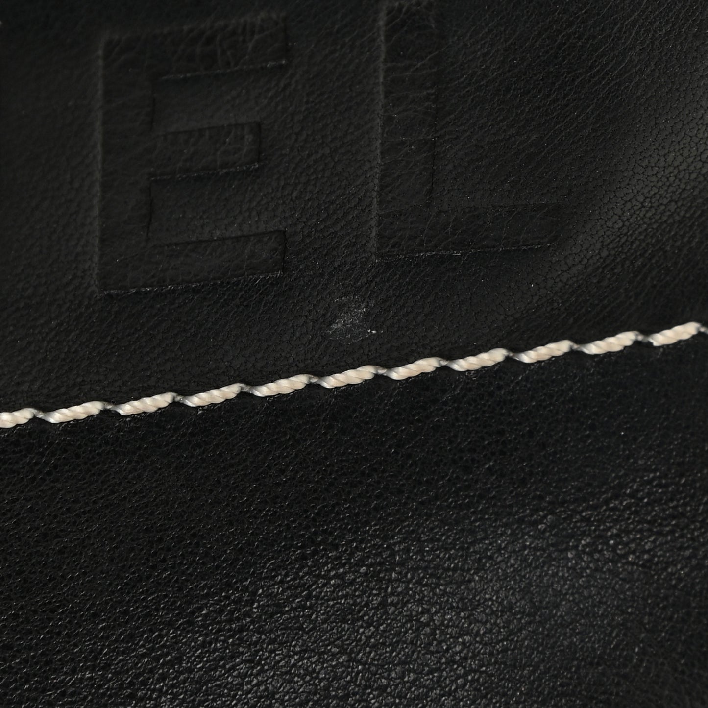 Lambskin Lax Pochette Black