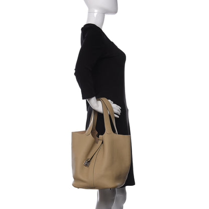 Hermes Taurillon Clemence Picotin Lock 26 GM Trench 2 of 8