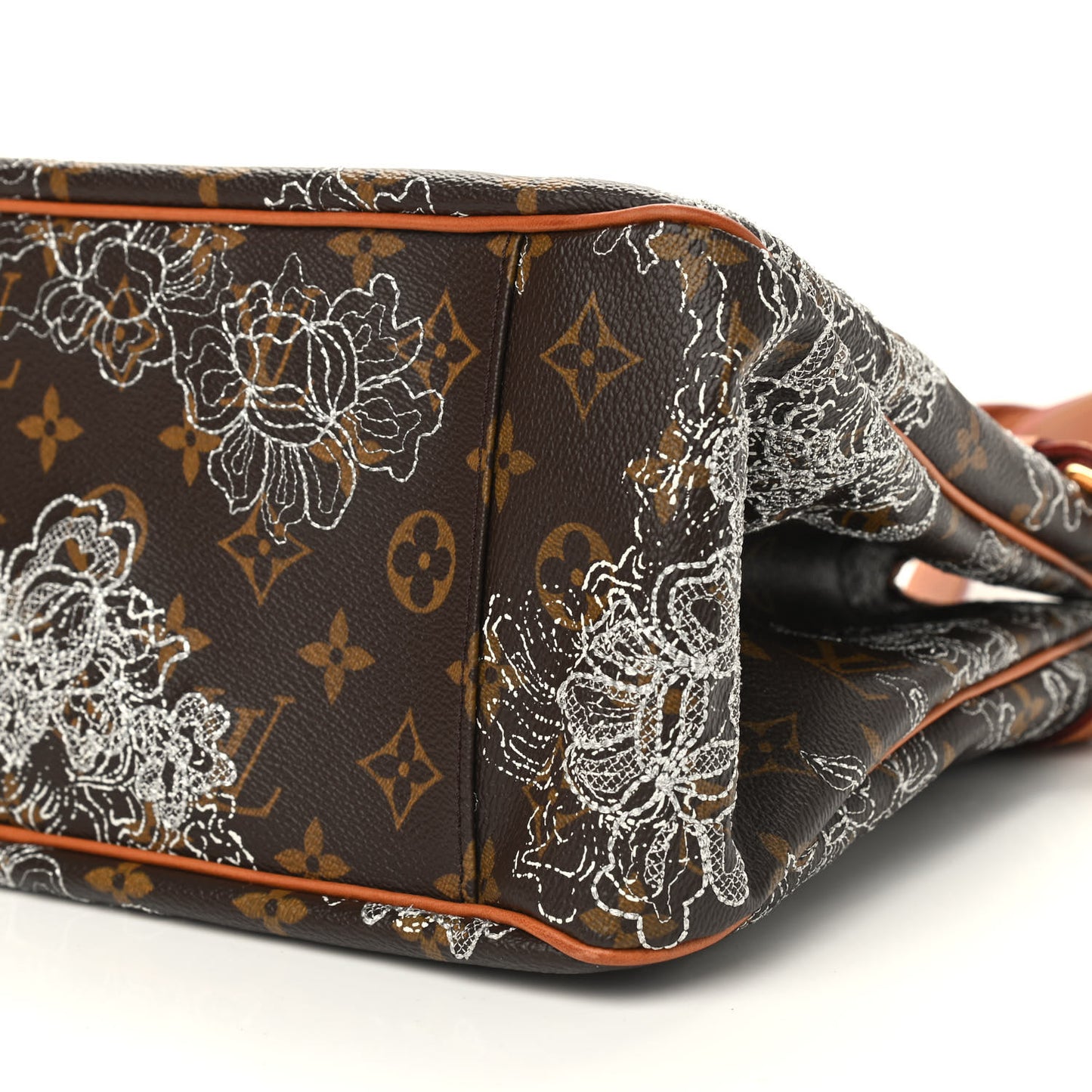 Monogram Dentelle Batignolles Horizontal Silver