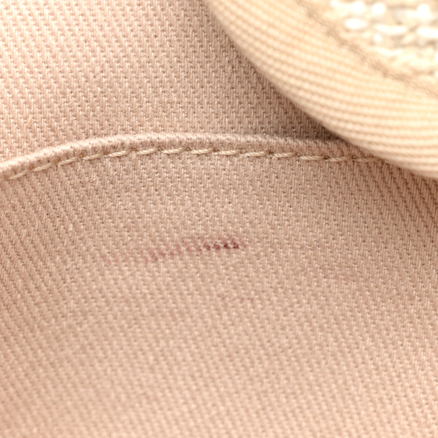 Mixed Fibers Calfskin Medium Deauville Tote Light Beige