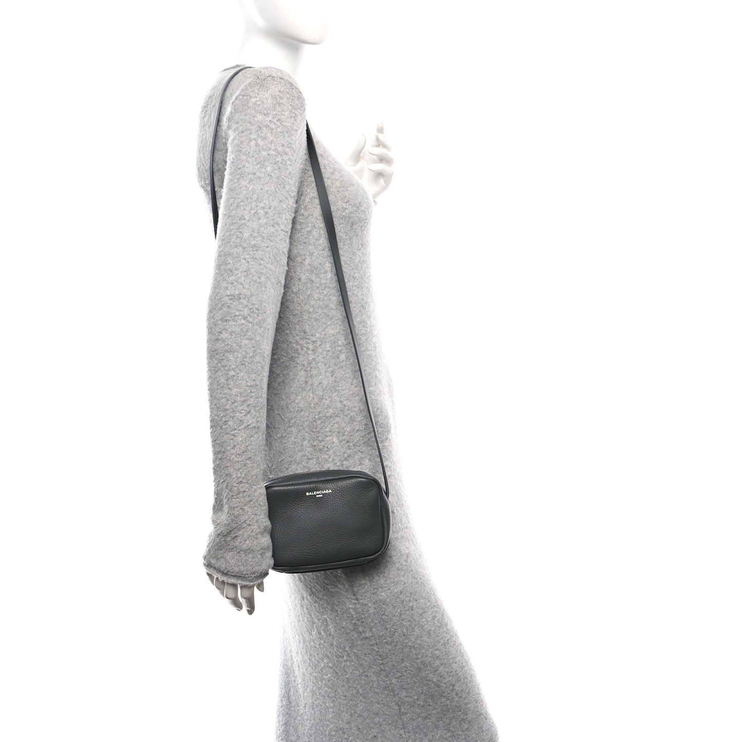 Calfskin Logo XS Everyday Camera Bag Gris Fossile
