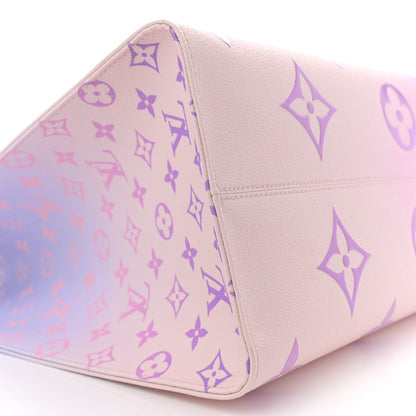 Louis Vuitton Monogram Giant Spring In The City Onthego GM Sunrise Pastel 8 of 14