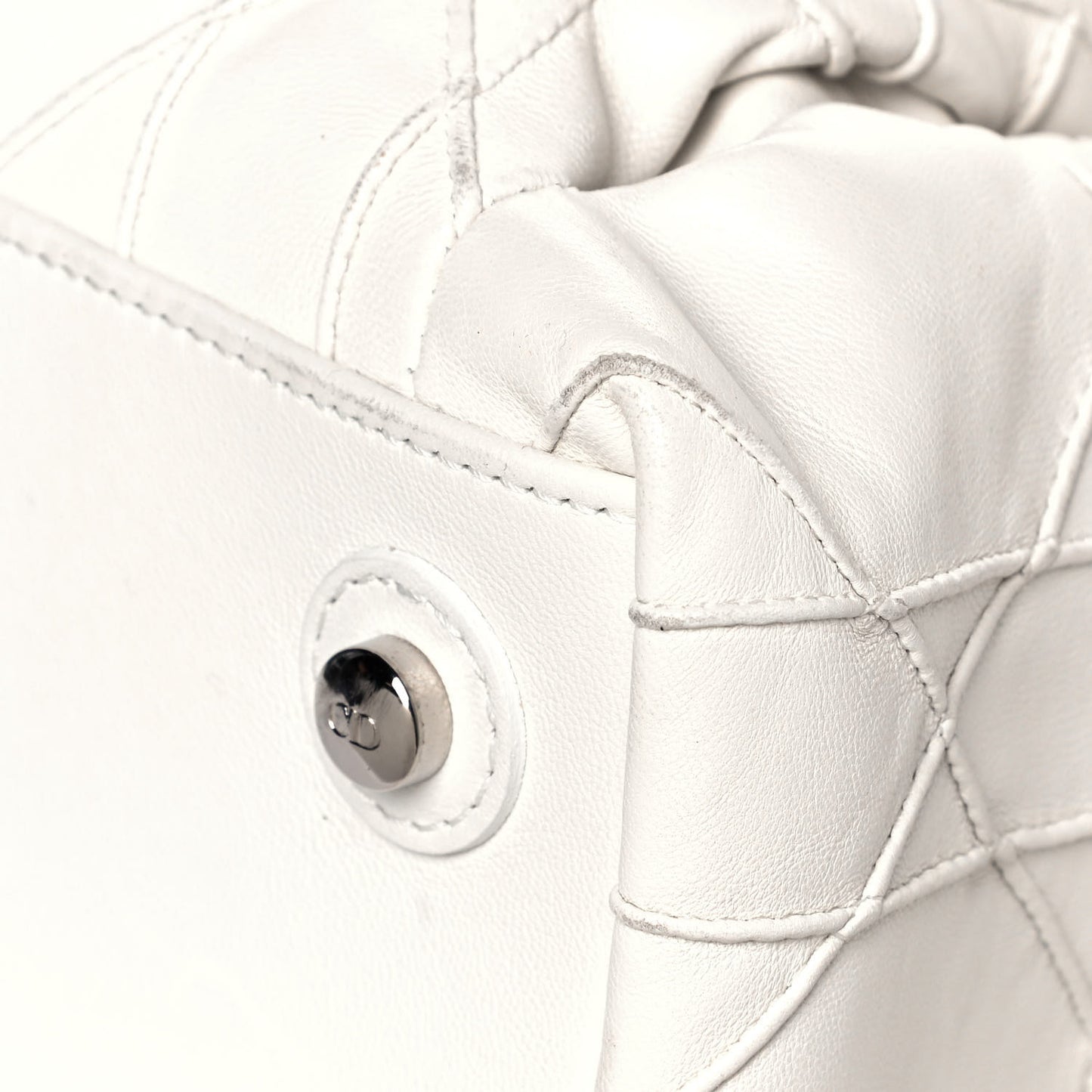 Lambskin Cannage Medium Le Trente Tote White