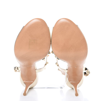 Valentino Garavani Metallic Pebbled Calfskin Rockstud Asymmetric 100mm Sandals 35.5 Platino 5 of 8