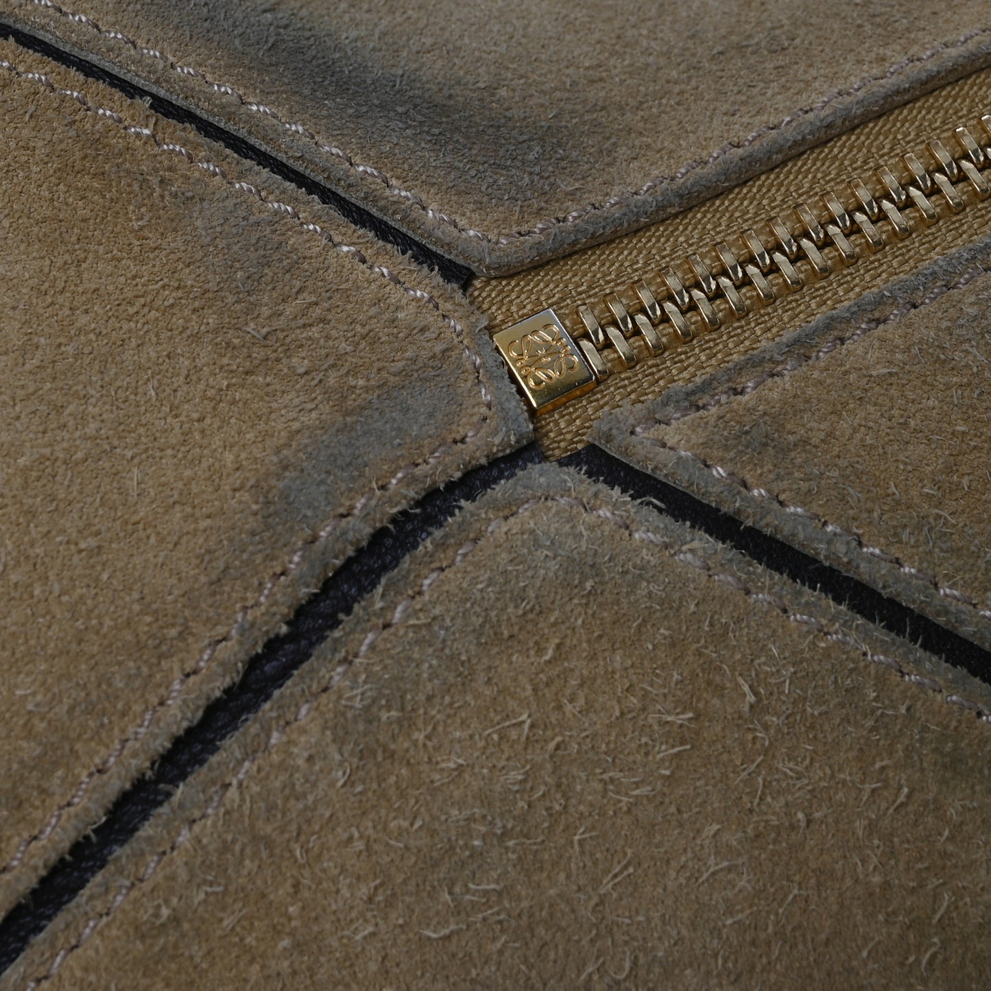 Suede Medium Puzzle Bag Gold