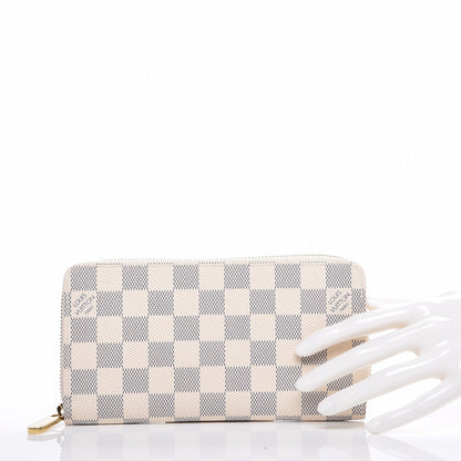 Louis Vuitton Damier Azur Zippy Wallet 4 of 7