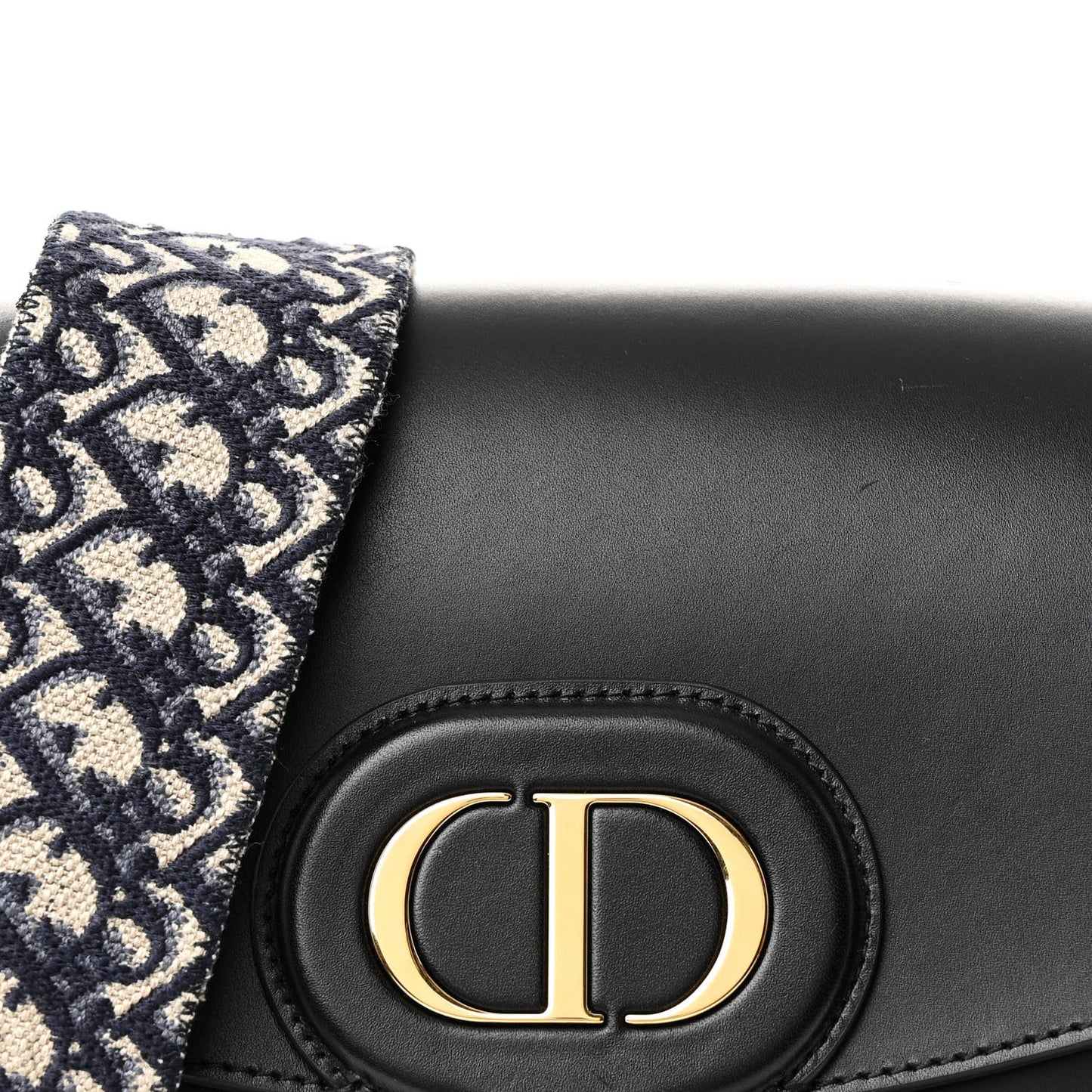 Box Calfskin Large Bobby Flap Black