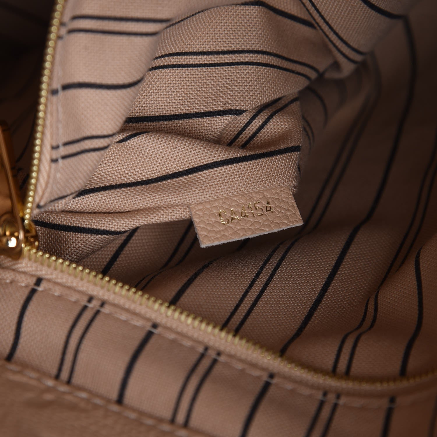 Louis Vuitton Empreinte Artsy MM Dune 6 of 6