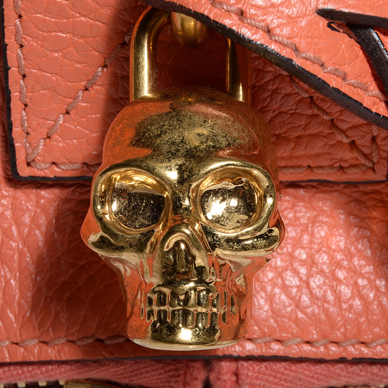 Alexander McQueen Grainy Calfskin Padlock Skull Clutch Coral 8 of 8