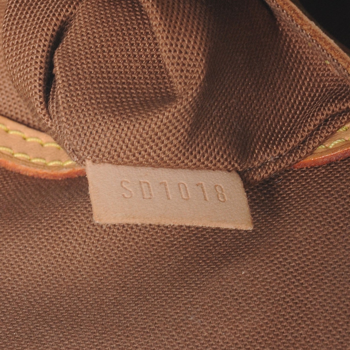Monogram Alma PM