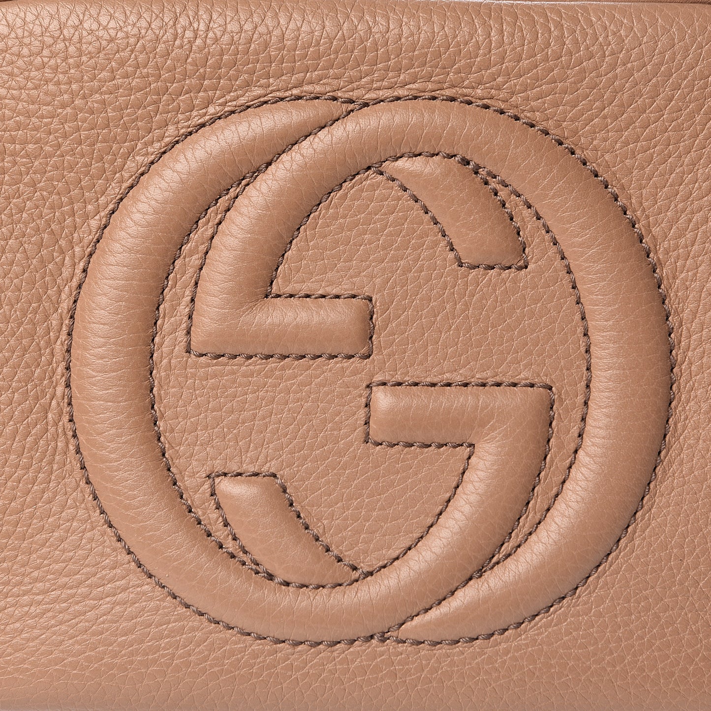 Pebbled Calfskin Small Soho Disco Bag Camelia