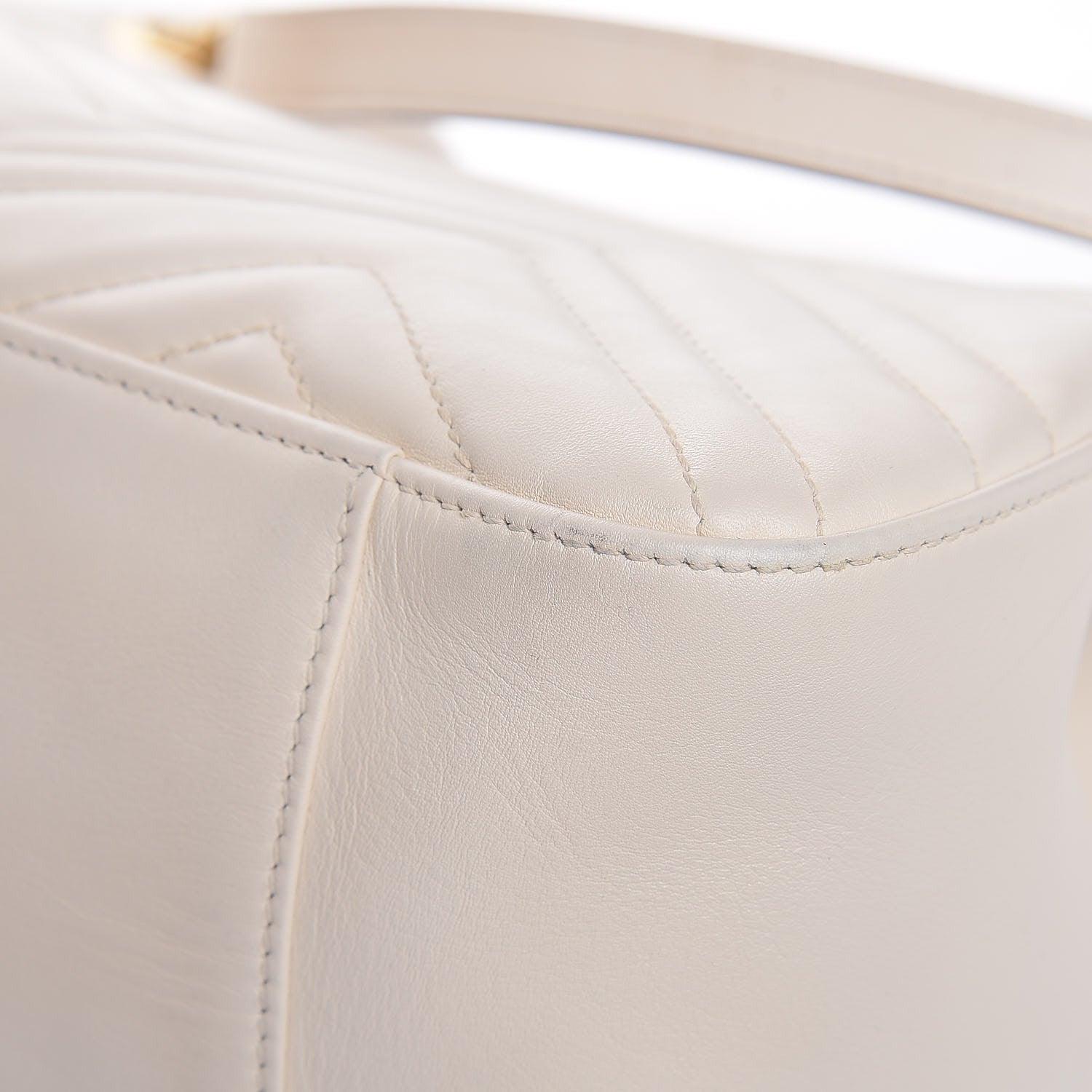 Gucci Calfskin Matelasse Medium GG Marmont Shoulder Tote Bag White 14 of 16