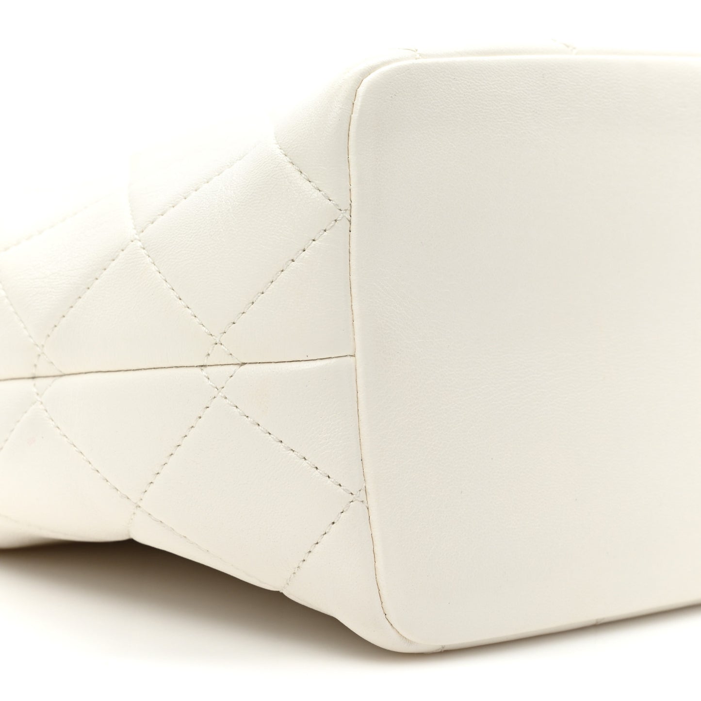 Lambskin Quilted CC Crystal Signature Chain Hobo White