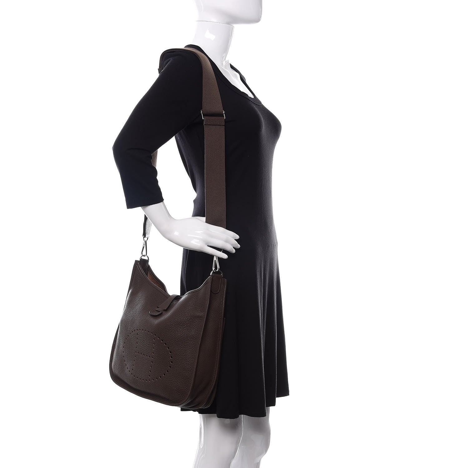 Hermes Taurillon Clemence Evelyne III PM Chocolate 2 of 10