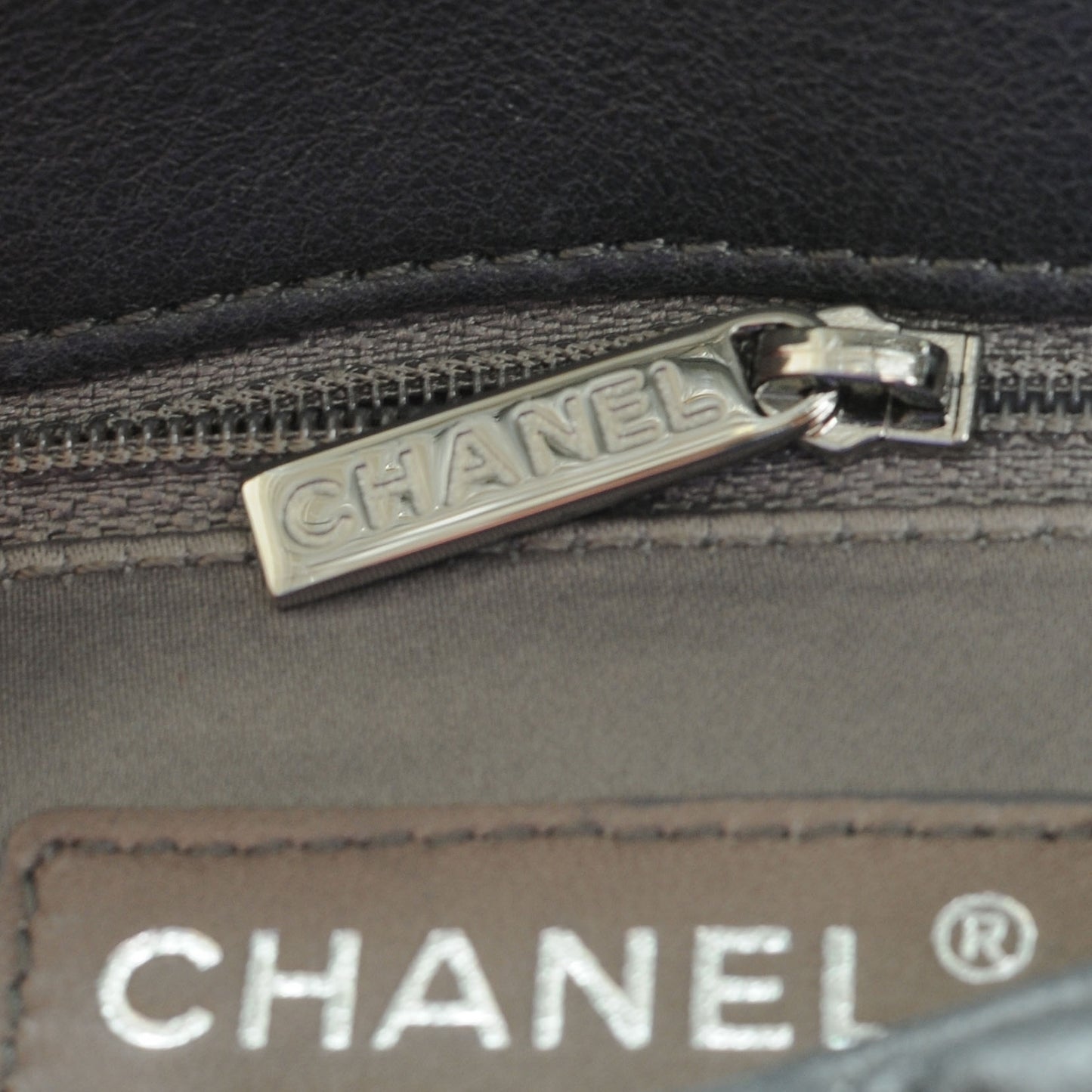 Leather Bubble Quilt Hobo Grey