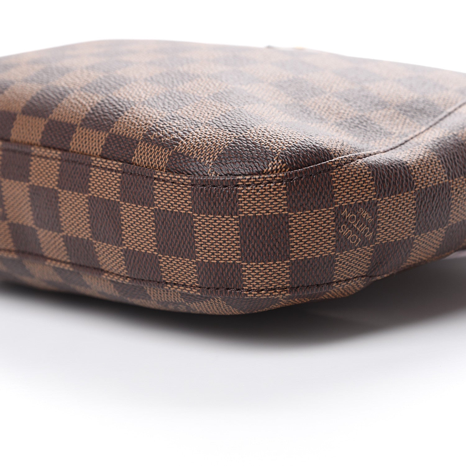 Louis Vuitton Damier Ebene South Bank Besace 10 of 10