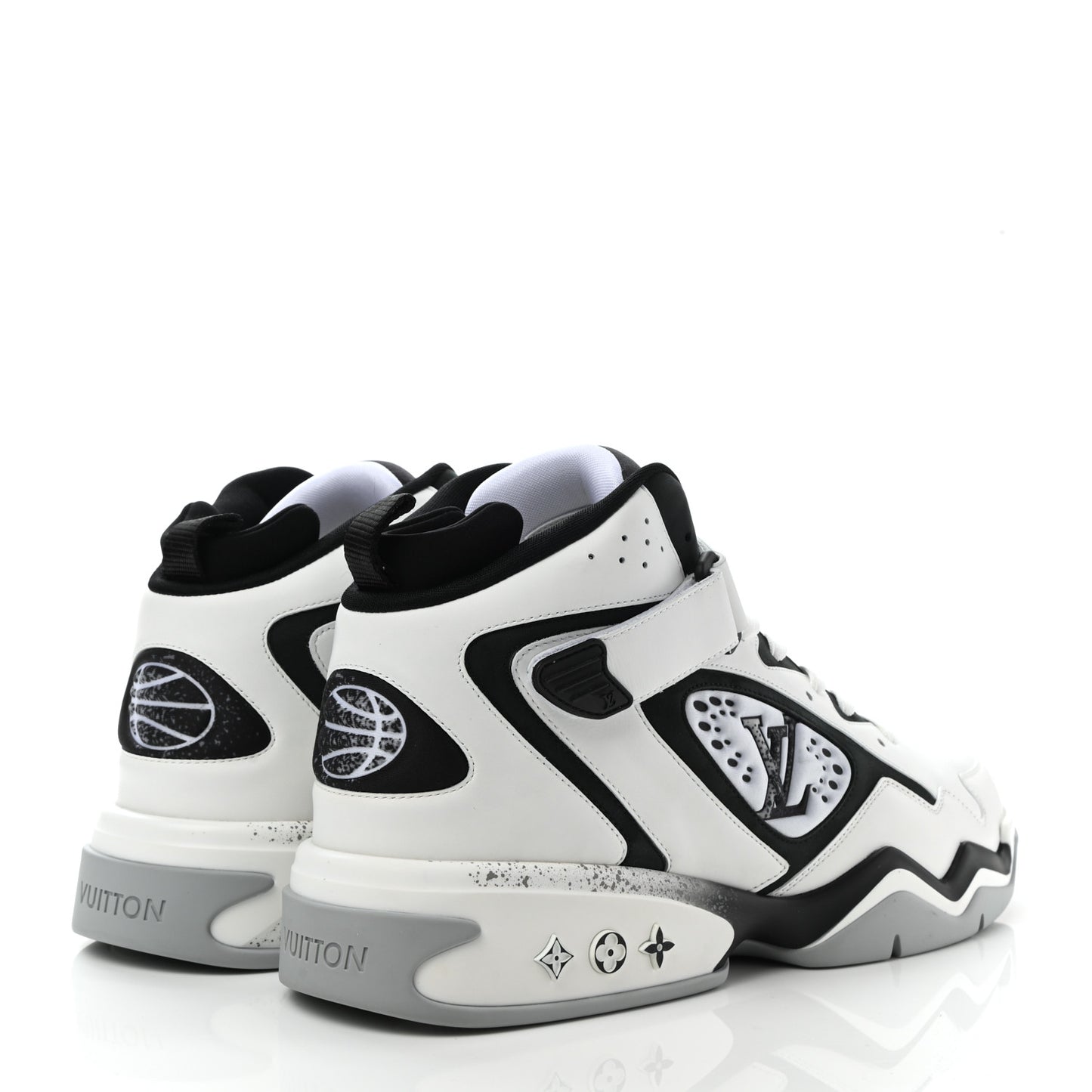 Calfskin Mens LV Trainer 2 Sneaker 11 White