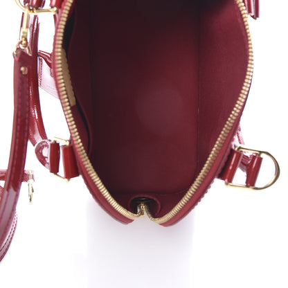 Louis Vuitton Vernis Alma BB Pomme D'Amour 5 of 10