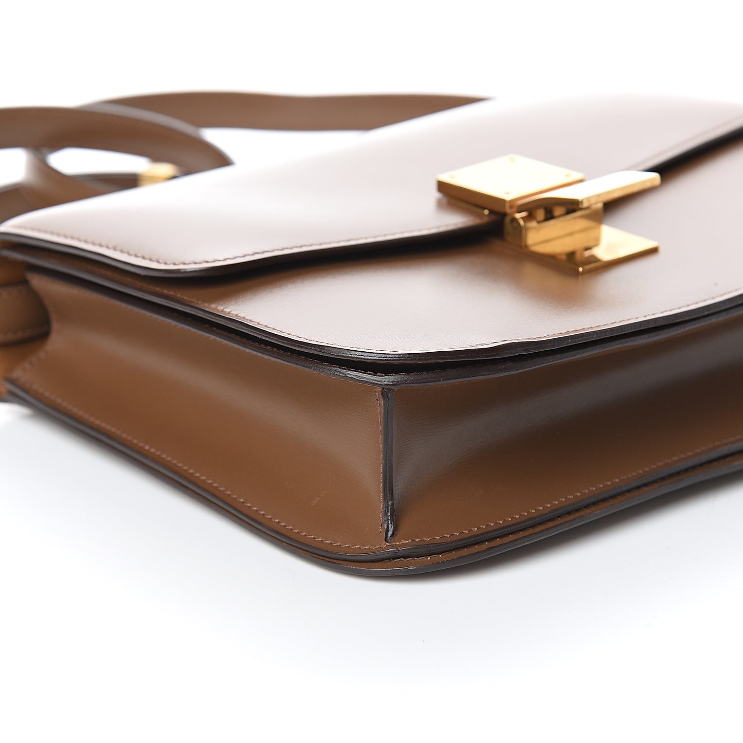 Box Calfskin Medium Classic Box Flap Bag Camel