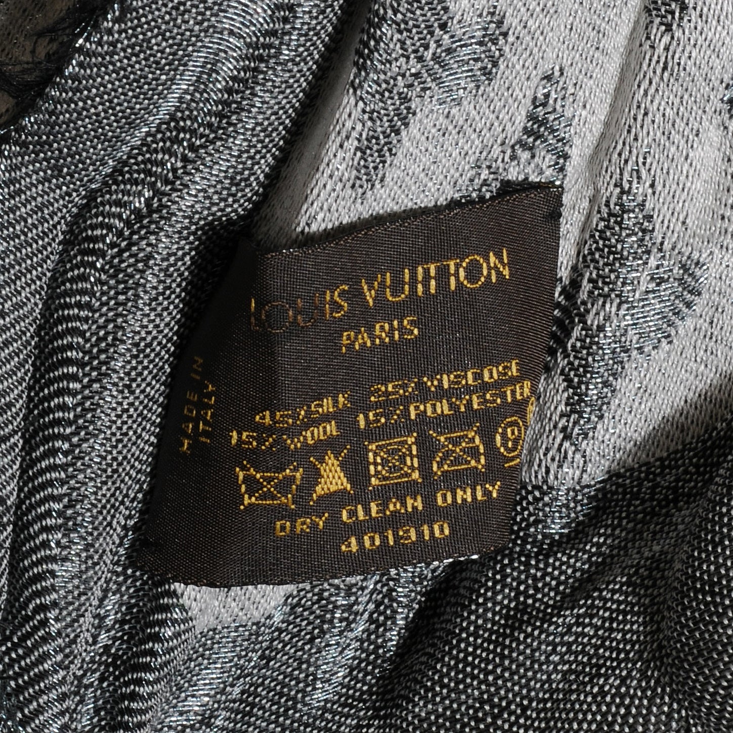 Louis Vuitton Monogram Ikat Stole 5 of 5