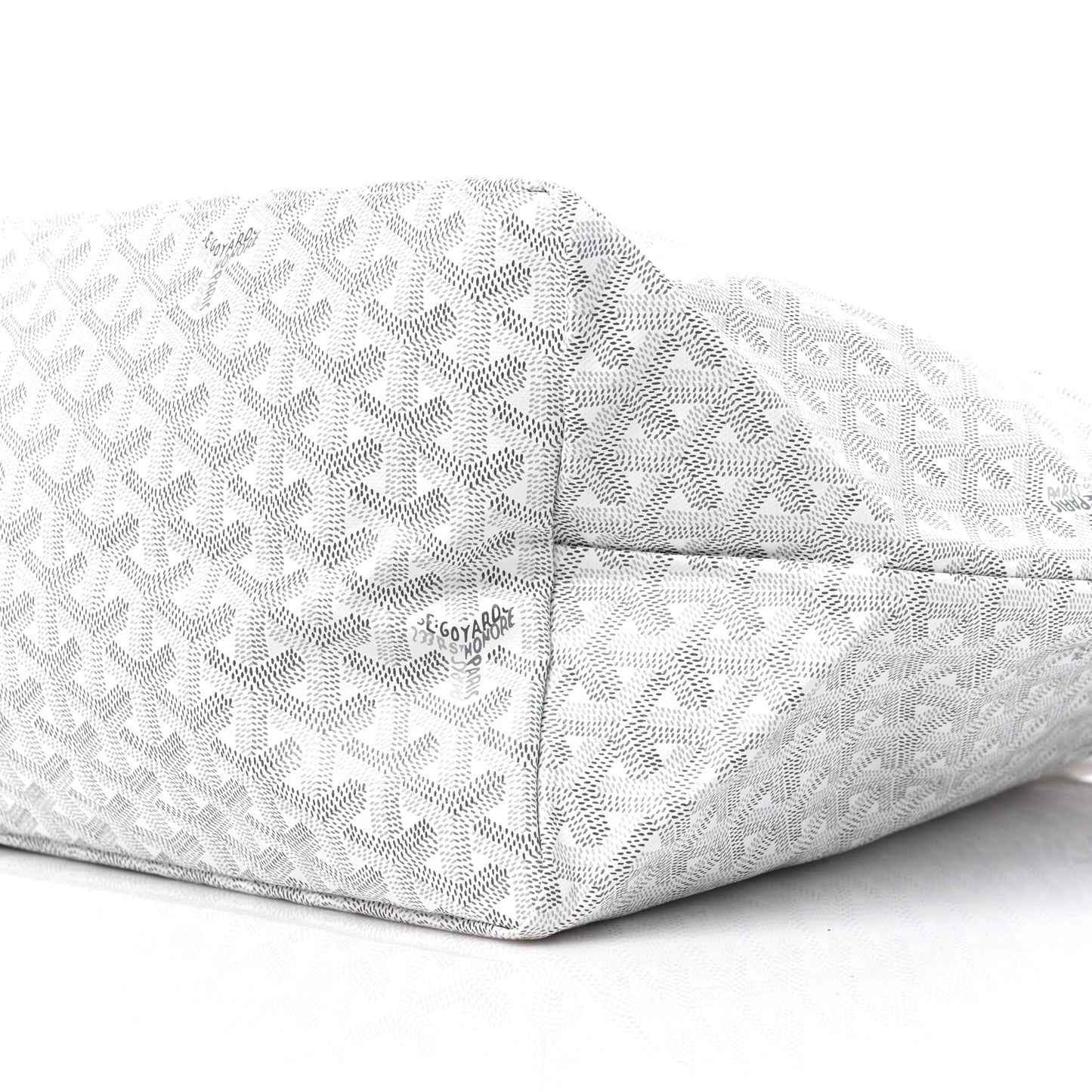 Goyardine Saint Louis GM White