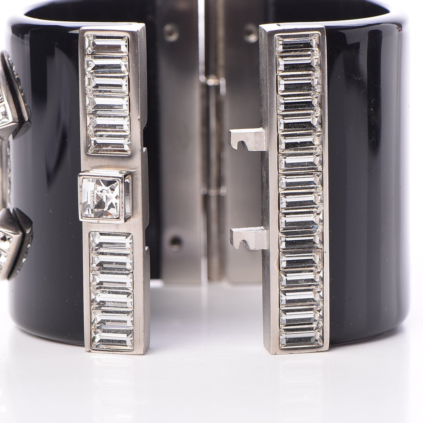 Resin Crystal Baguette CC Wide Cuff Black