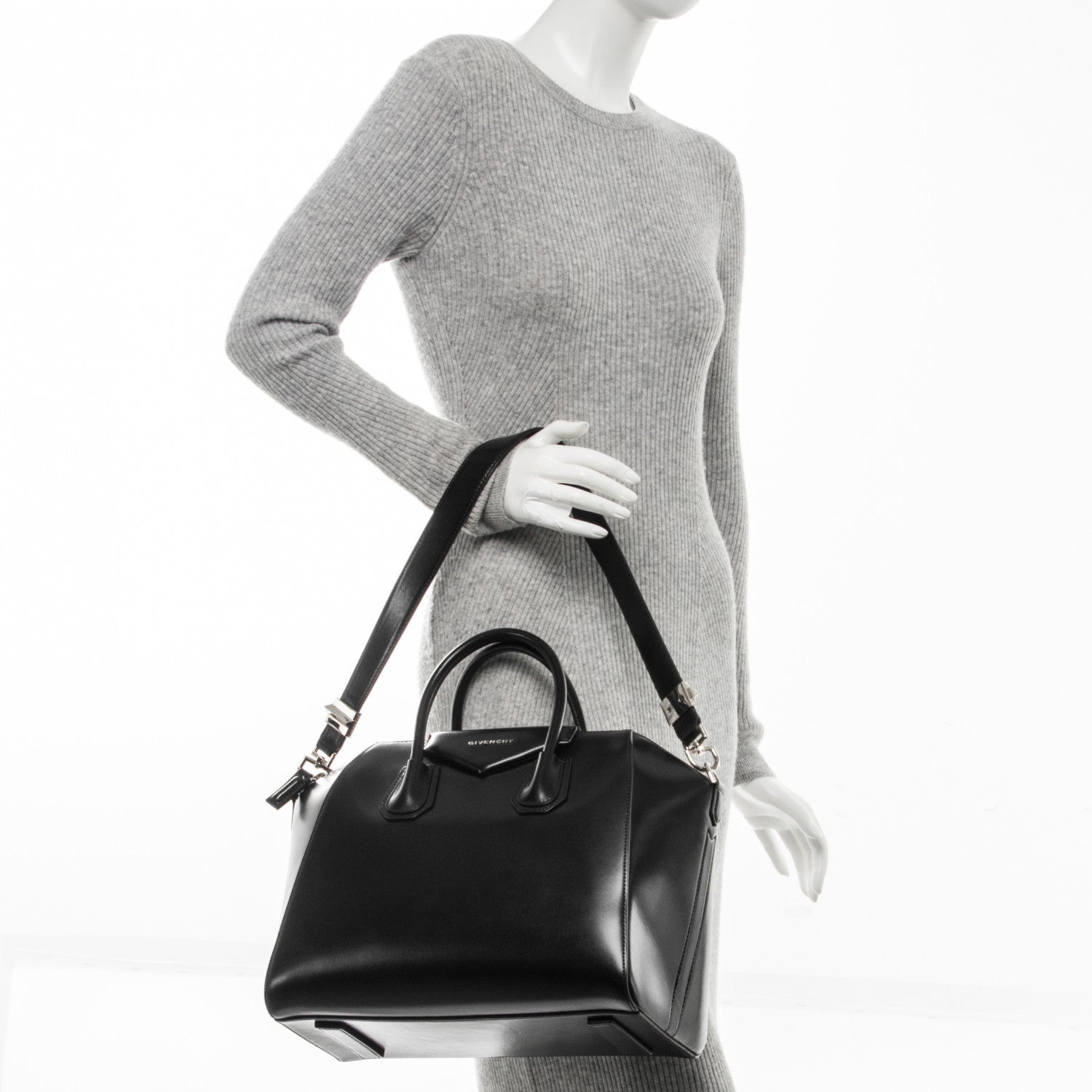 Givenchy Shiny Lord Calfskin Medium Antigona Black 2 of 7